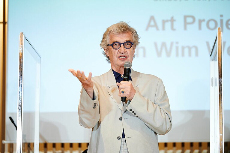 ヴィム・ヴェンダース監督。