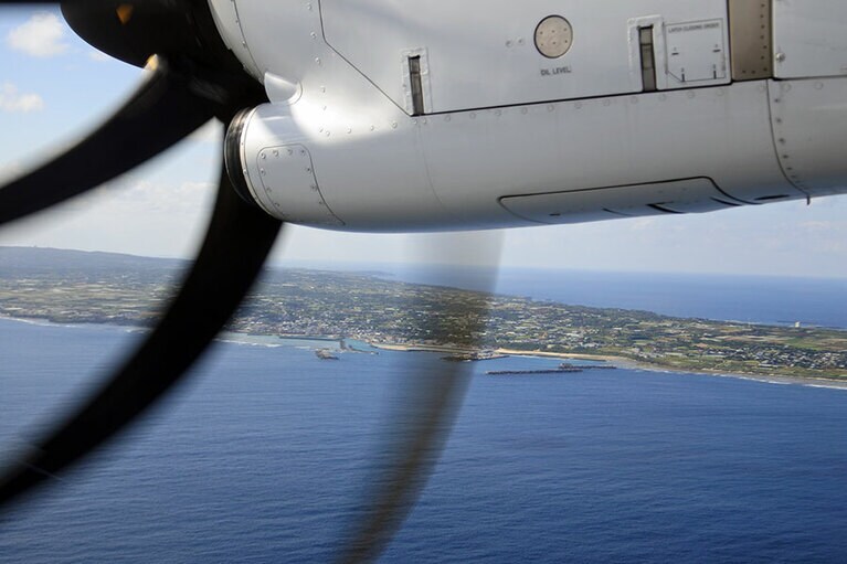 鹿児島よりも、沖縄の方が距離的に近く、琉球文化の影響も受けています。「いらっしゃい」は島の言葉で「めんしょり」。どことなく「めんそーれ」に似ている？