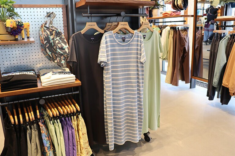 こちらもオーガニックコットンで作られたワンピース 11,000円。さらりとして気持ちのいい着心地。