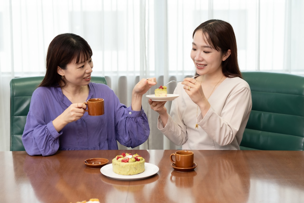 ホールケーキにはやっぱりテンションが上がります。