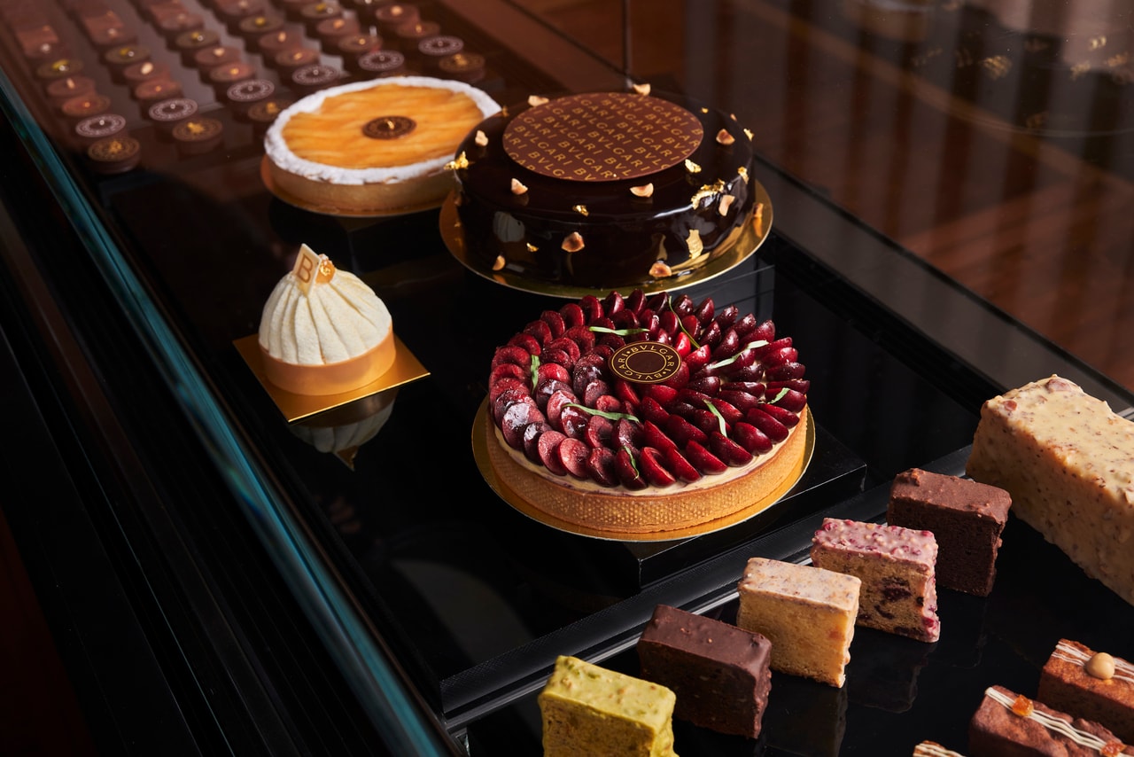 ホールケーキも揃う。