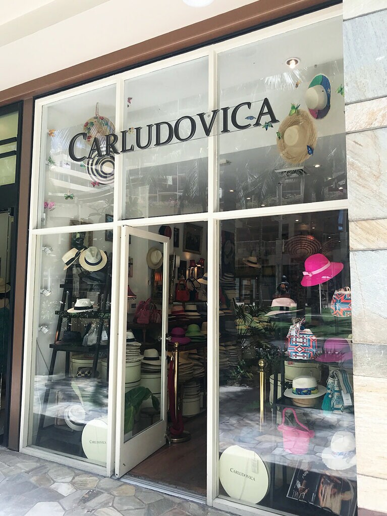 同じ形でもお色違いに素材違いと、種類が本当に豊富！　お気に入りが必ず見つかります。