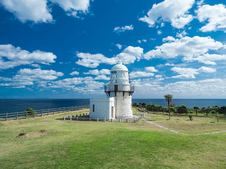 禄剛埼灯台。写真：アフロ