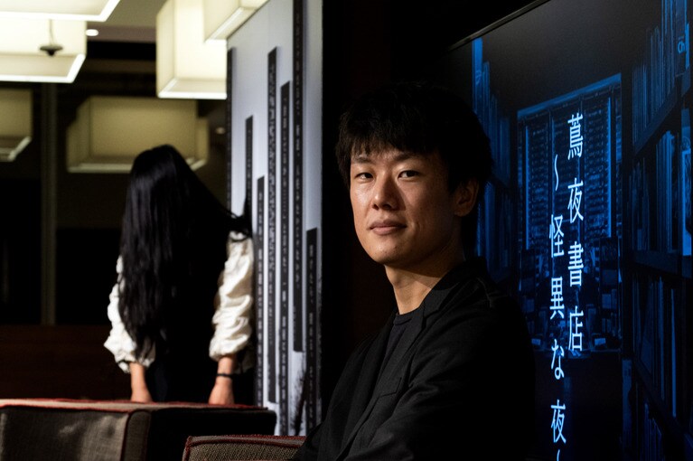 仕掛け人のおふたり。後ろの方の正体も後篇で明らかに！