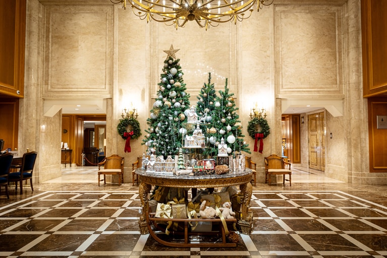 ホテルニューグランドのクリスマスツリー。