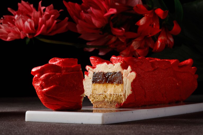 層の重なりを楽しむ。