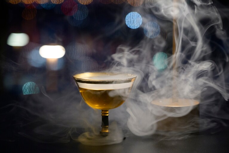 オリジナルカクテルの8mm 1,100円。