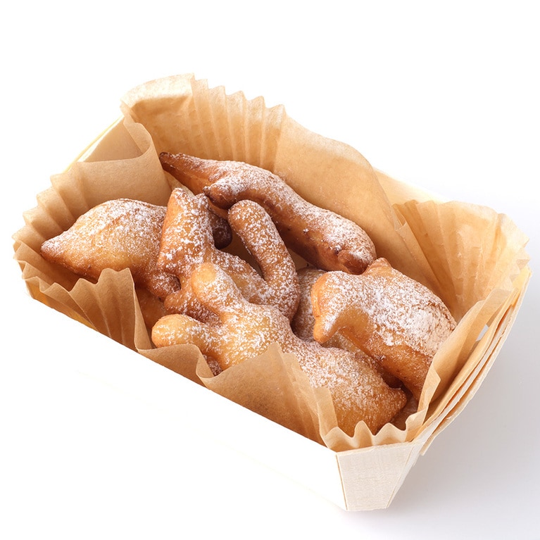 ベニエ・カルナヴァル 80g 1,000円。南仏などでつくられる、サクッとしたお祭りの揚げ菓子。レモンの皮とラム酒で風味を加え、動物の形で楽しげに。