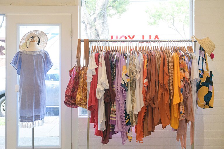 セレクトショップ「グァバ・ショップ」は今すぐ着たくなる服の宝庫。