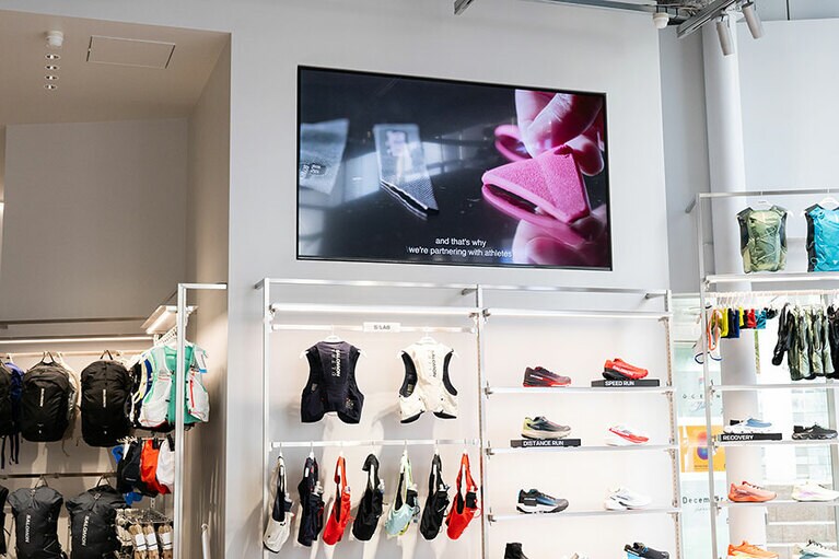 サロモンストア 東京渋谷