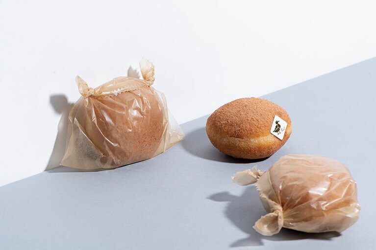 「アマゾンカカオのドーナツ」500円。