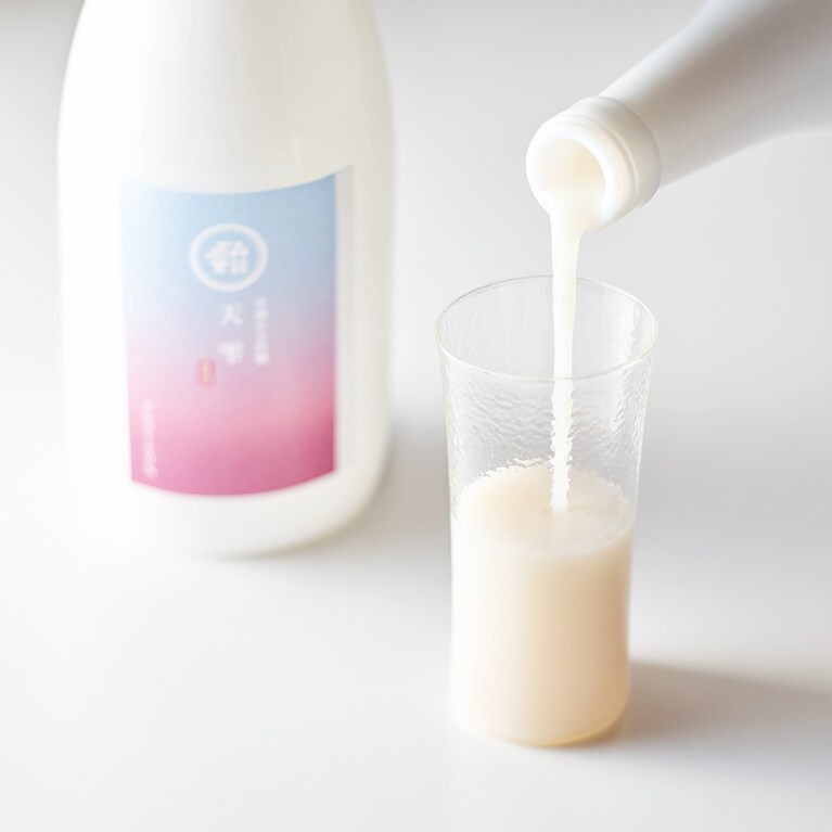 常温でもすっきり飲めるが、冷やしたり温めてたりしても美味しい。