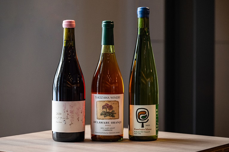 気になる一本を見つけたら、カラフェで部屋に持ち帰ることも可能。