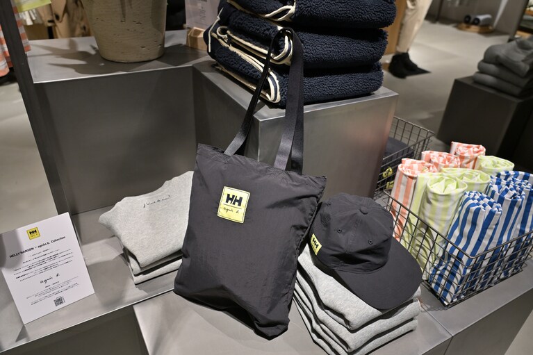 ヘリーハンセン×アニエスベー。