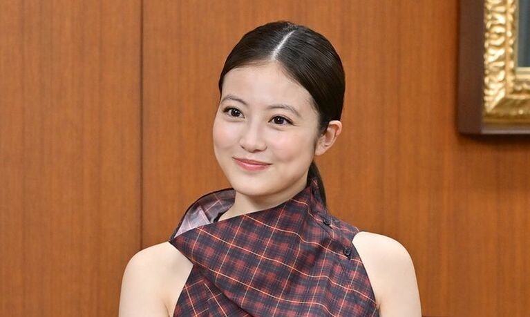 有働氏につられて酒豪の一面も披露　Ⓒ文藝春秋