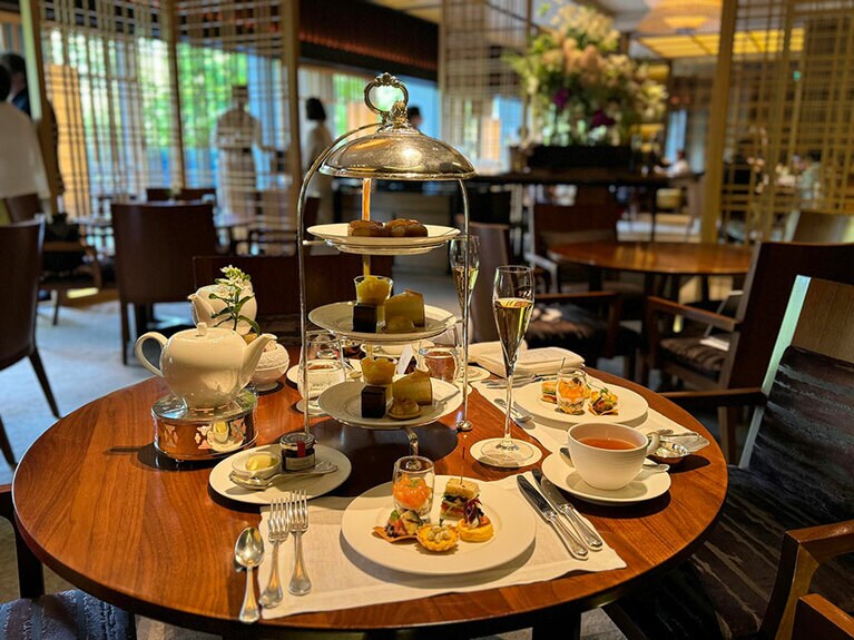 アフタヌーンティーの全景。