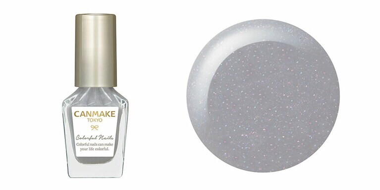 N97 みずたまり（限定）。多色パール入りの、くすみブルーグレー。水たまりに反射する風景をイメージ。