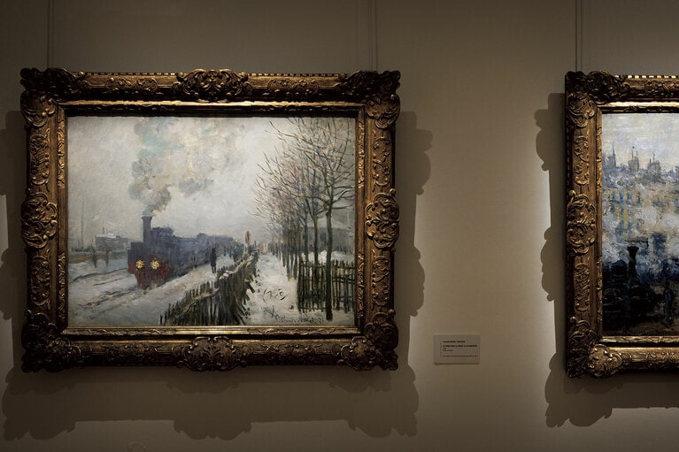 《雪の中の汽車、機関車》（1875年）。アルジャントゥイユの自宅そばを走る鉄道を描いた一枚。