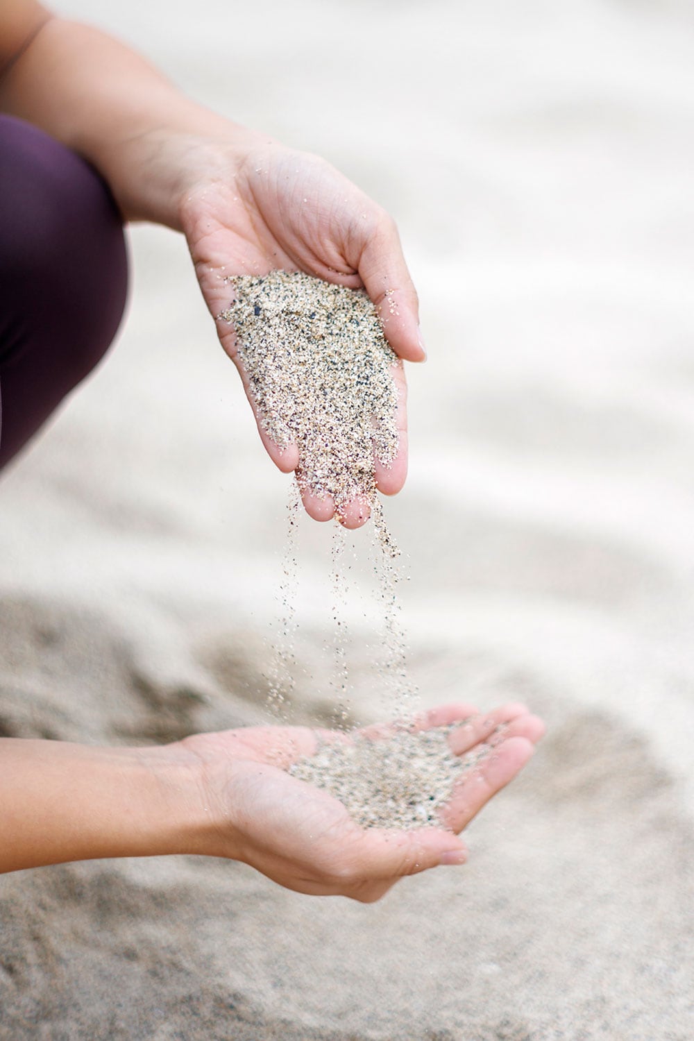 ビーチの砂はさらさらと清らか。