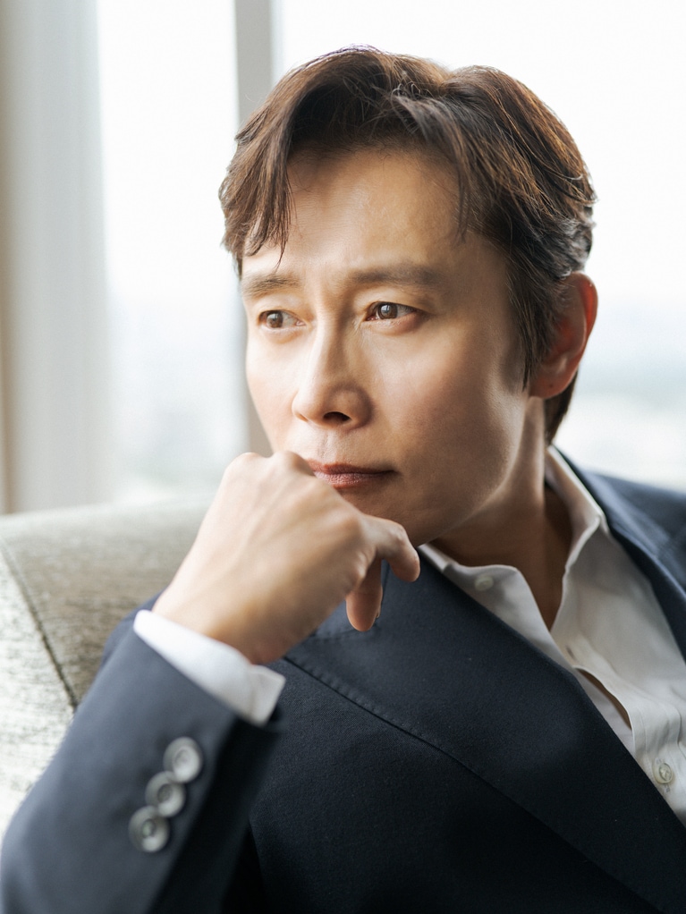 イ・ビョンホンさん。