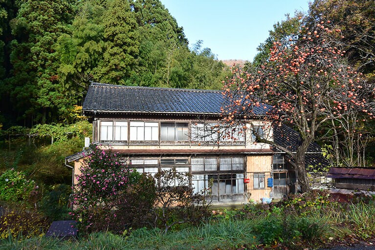 どこかなつかしい風景が島のあちこちに。