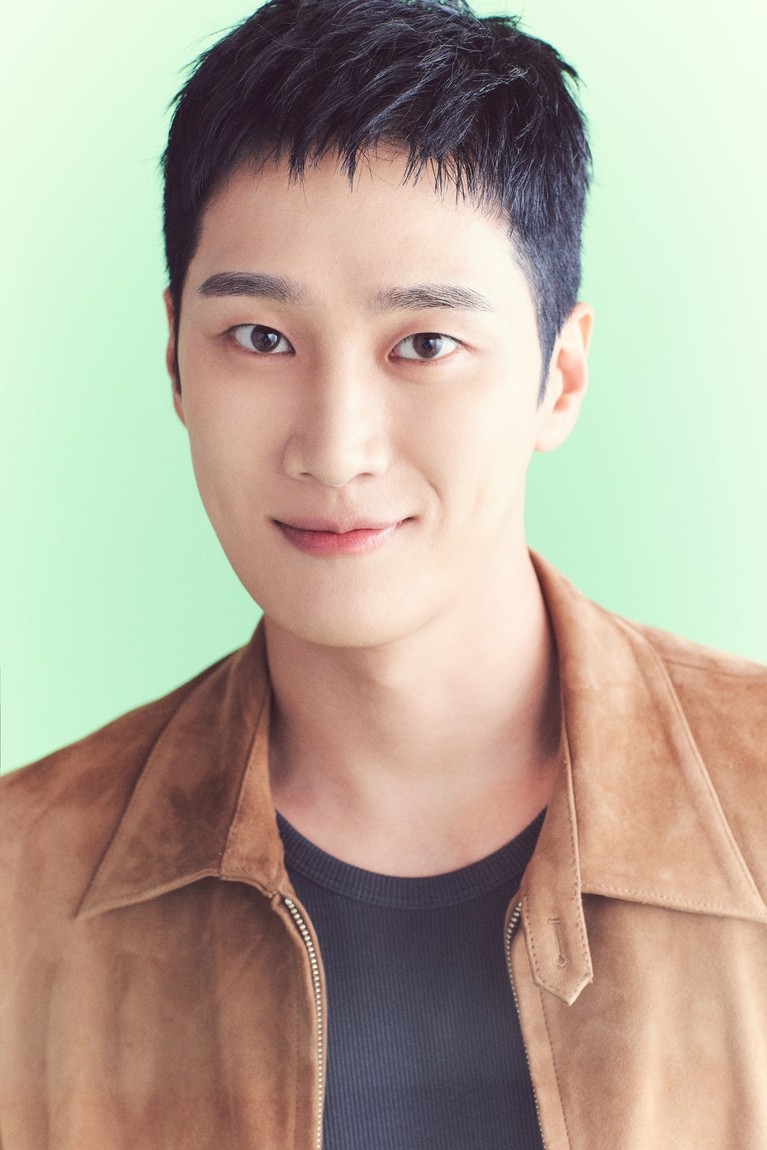 アン・ボヒョン。@ 2025 CJ ENM STUDIOS Co. Ltd & CJ ENM Co.Ltd All Rights Reserved