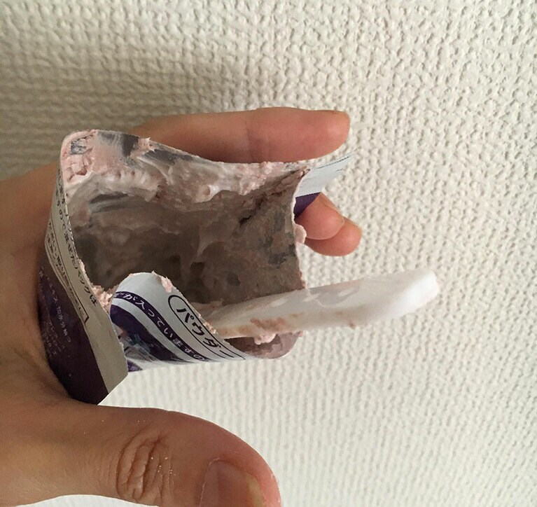 封を切ったら、スパチュラなどを使って、より丁寧に混ぜ合わせます。