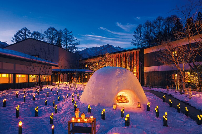 【星野リゾート 界 アルプス】かまくらは「界 アルプス」の冬の風物詩。