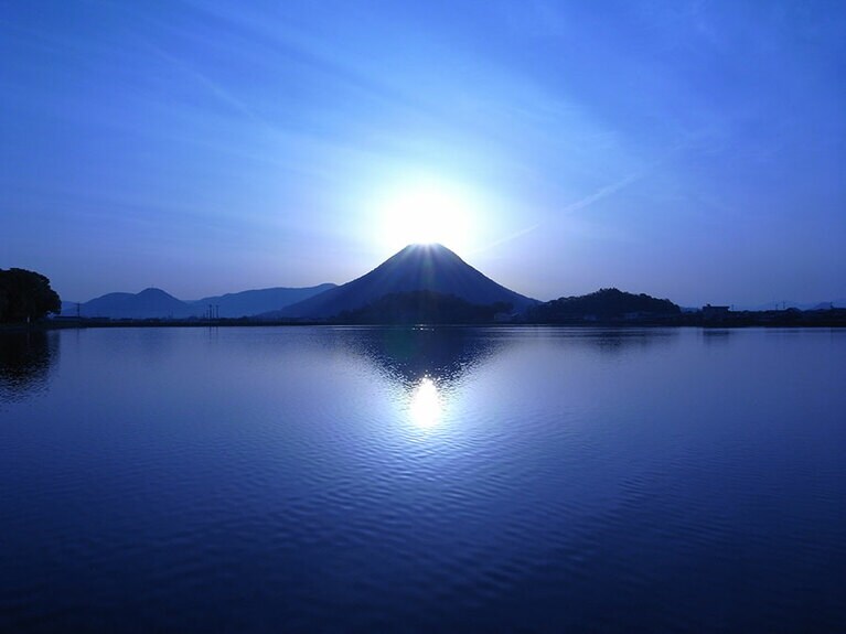 【香川県】飯野山のダブルダイヤモンド讃岐富士。