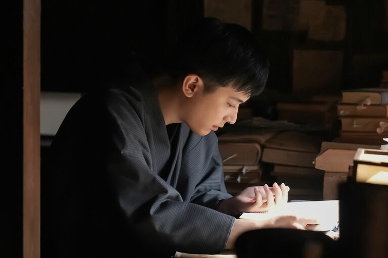 吉沢亮が演じた錦織、ヘブンとの別れの切なさが話題を呼んだ。©NHK