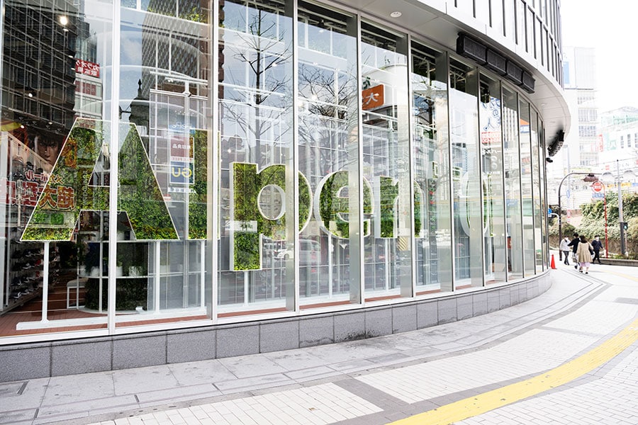 2022年7月に創業50周年を迎えるスポーツ用品販売「株式会社アルペン」の、グループ史上最大の旗艦店舗「Alpen TOKYO」。
