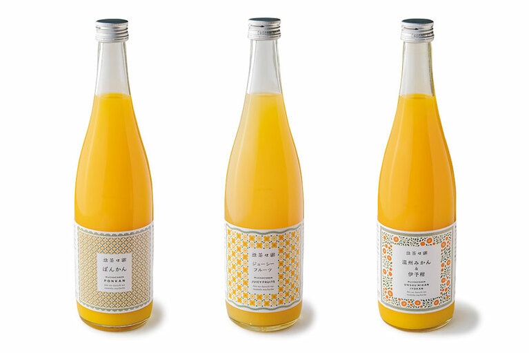 左から：ぽんかん、ジューシーフルーツ、みかん伊予柑 各720ml 2,376円／無茶々園