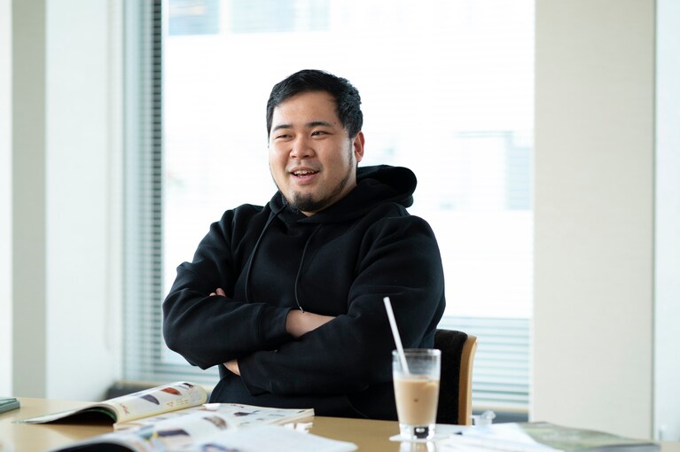 松井ケムリさん。