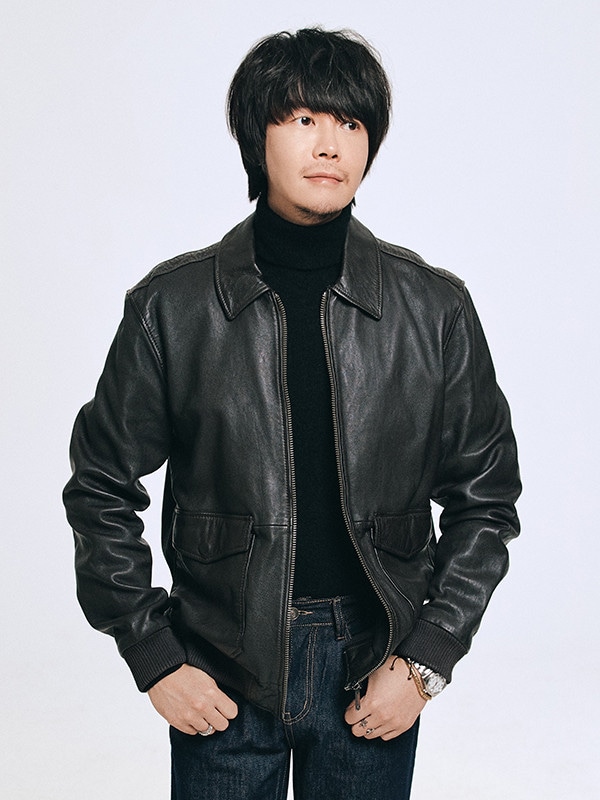 シム・ヒョンジュン監督