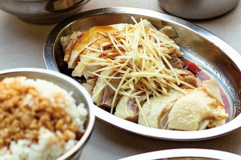 山内雞肉飯 90元。