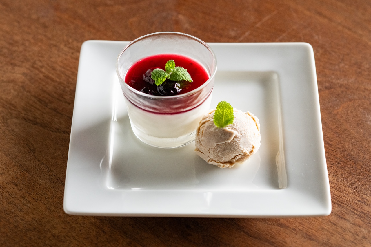「ヨーグルトのパンナコッタ」。