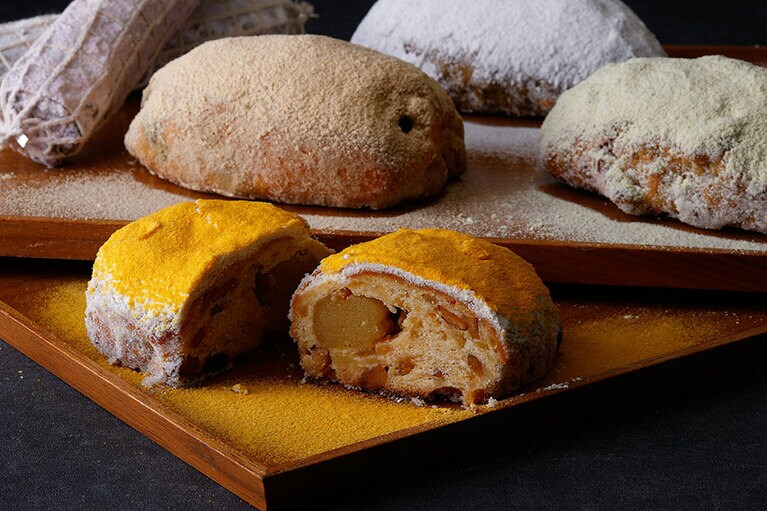 パレスホテル東京「パイナップルとジンジャーのシュトーレン」（限定400個 10cm×16cm、高さ6cm／4,000円）。