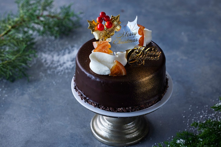 新作「オレンジザッハ」6,800円。直径15cm。アルコール使用。