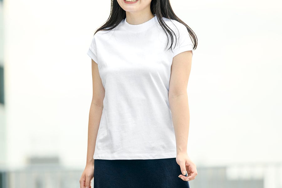 ユニクロ・GU・無印良品を徹底比較 「白Tシャツ」6種を着用レポート ...