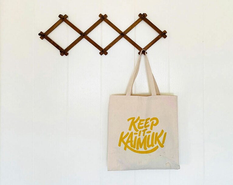 カイムキにあるお店で購入できるカイムキトート 25ドル。私はヴィアジェラートで購入。