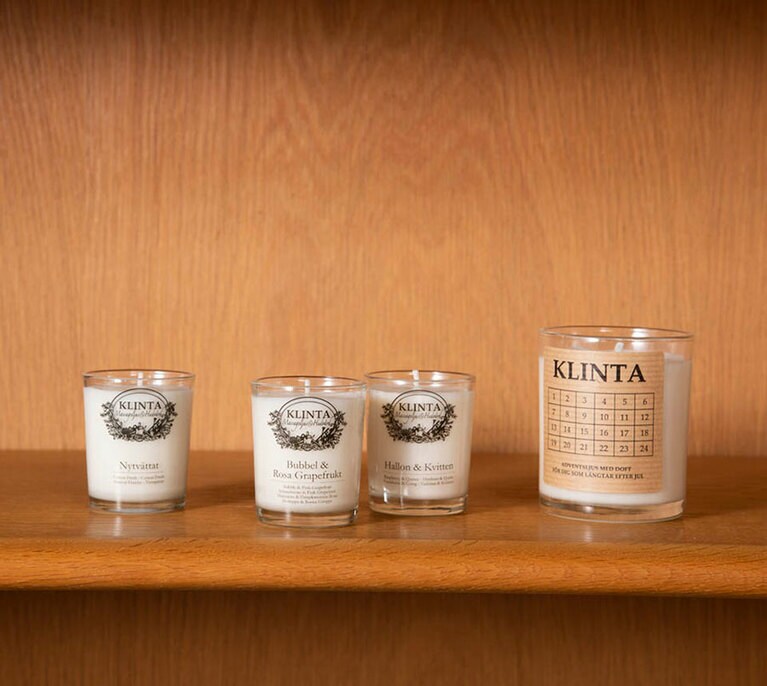 スウェーデンのブランド「クリンタ」のオイルマッサージキャンドル。左から、ギフトセット クリンタコレクション 7,700円、アドベントキャンドル 4,730円。