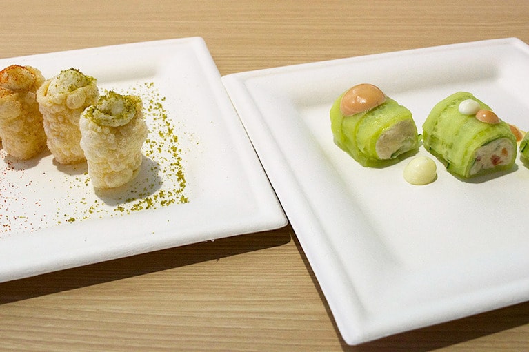 こちらは高級ワインの揃う「グランド・ワイン・パビリオン」のエリア内にある中華ブースの料理。いろいろなものを食べるように、一品少量が基本。