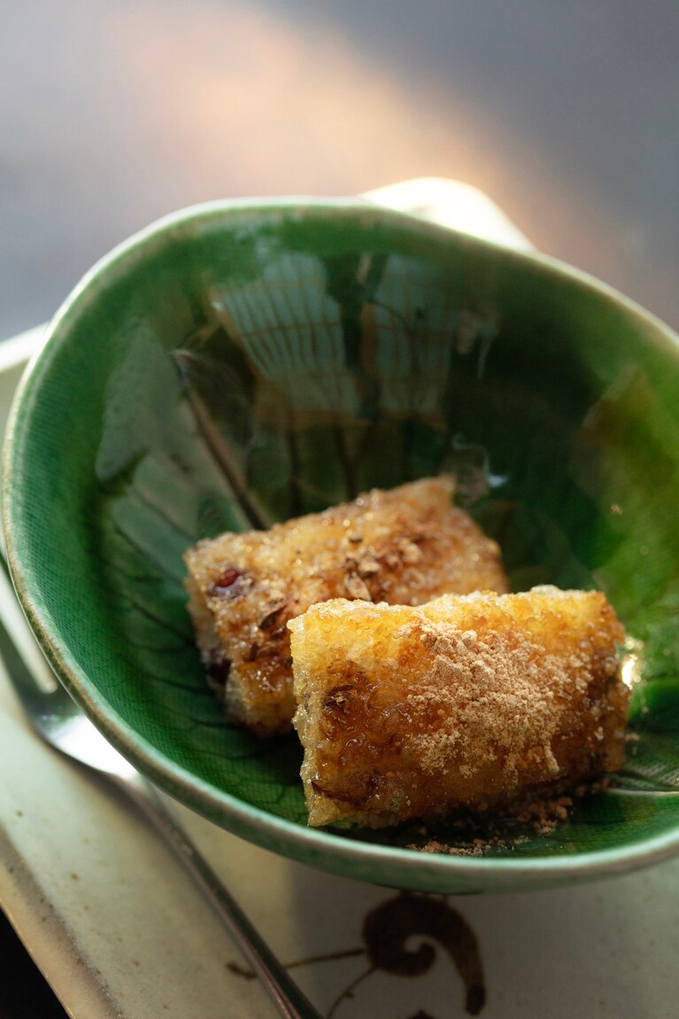 滞在ゲストには、畑人が育てた粟などを炊き上げた、種子取祭の伝統食「イーヤチ」をアレンジしたおやつもふるまわれました。