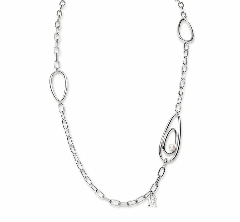 ネックレス アコヤ真珠＆SV 242,000円／ミキモト(ミキモト カスタマーズ・サービスセンター)