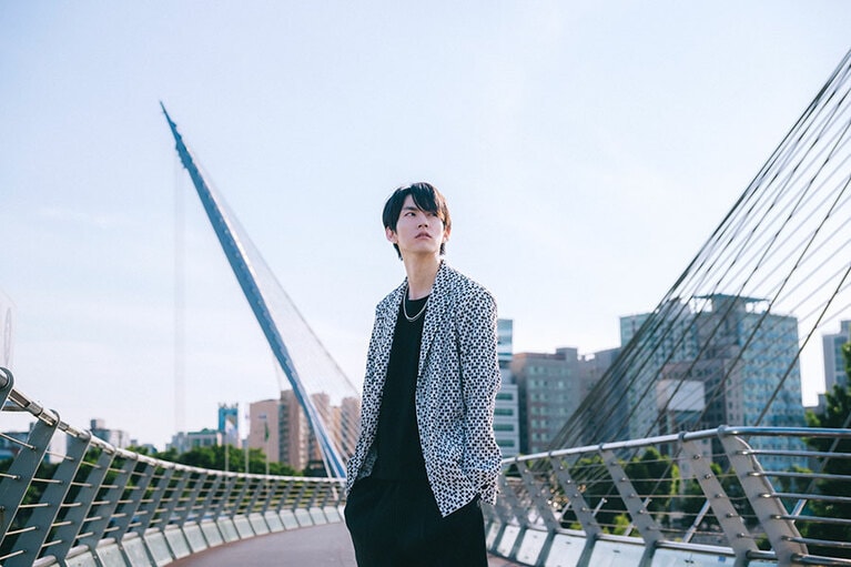 橋の途中には展望スペースも。展望スペースから橋の下にある韓国初のエコパーク「汝矣島（ヨイド）セッカン生態公園」に下りることもできる。