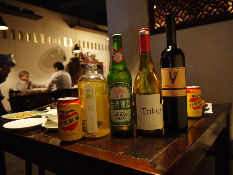 ビールからカクテル、ソフトドリンクまで、豊富に揃っています。