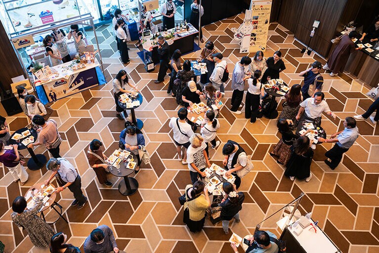 昨年の「ル・マルシェ～ターブル・デ・シェフ」会場風景。