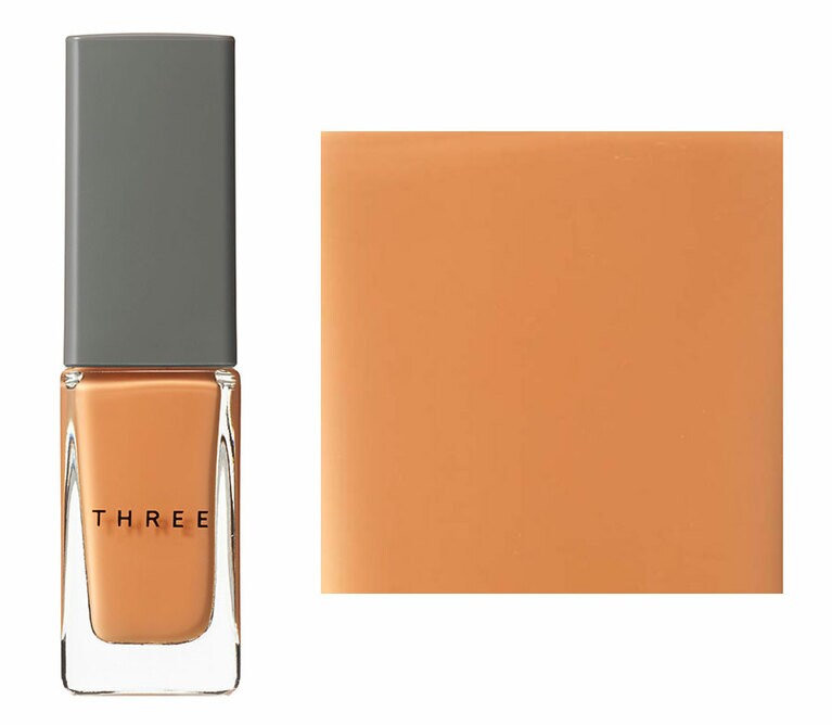 春のひだまりを感じさせるタンジェリンオレンジの136 HEROINE HONEY。