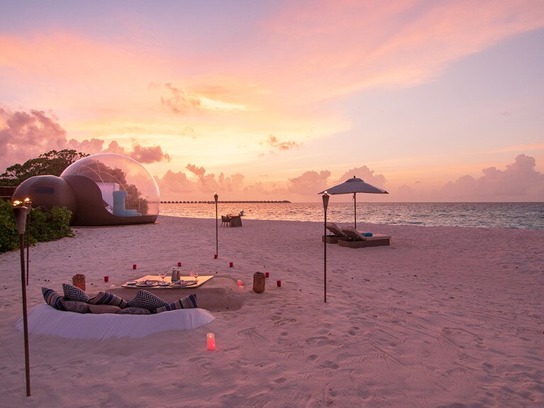 サンセットディナーから滞在はスタート。