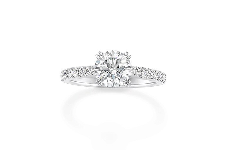 「ブリリアント・ラブ・エンゲージメントリング」（PT×センターDIA0.5ct〜）1,804,000円〜／ハリー・ウィンストン（ハリー・ウィンストン クライアントインフォメーション）